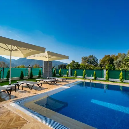 Sarıkavak Luxury Villa *